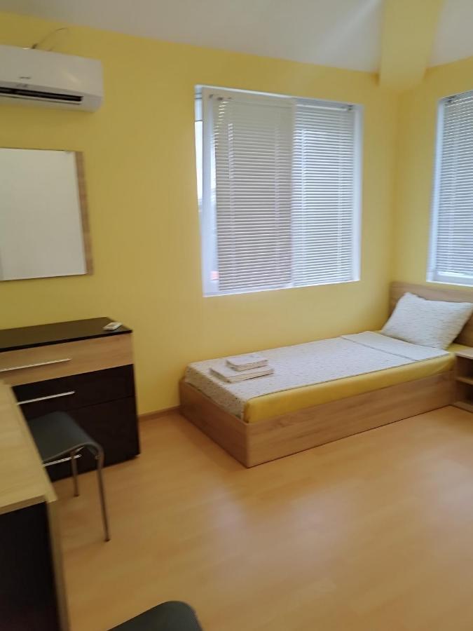 Family Hotel Kentavar 2 Byala  Exterior photo